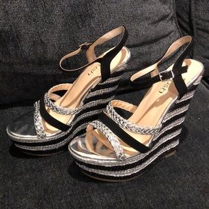 NWOT Krush Metallic-Like Platform Wedges